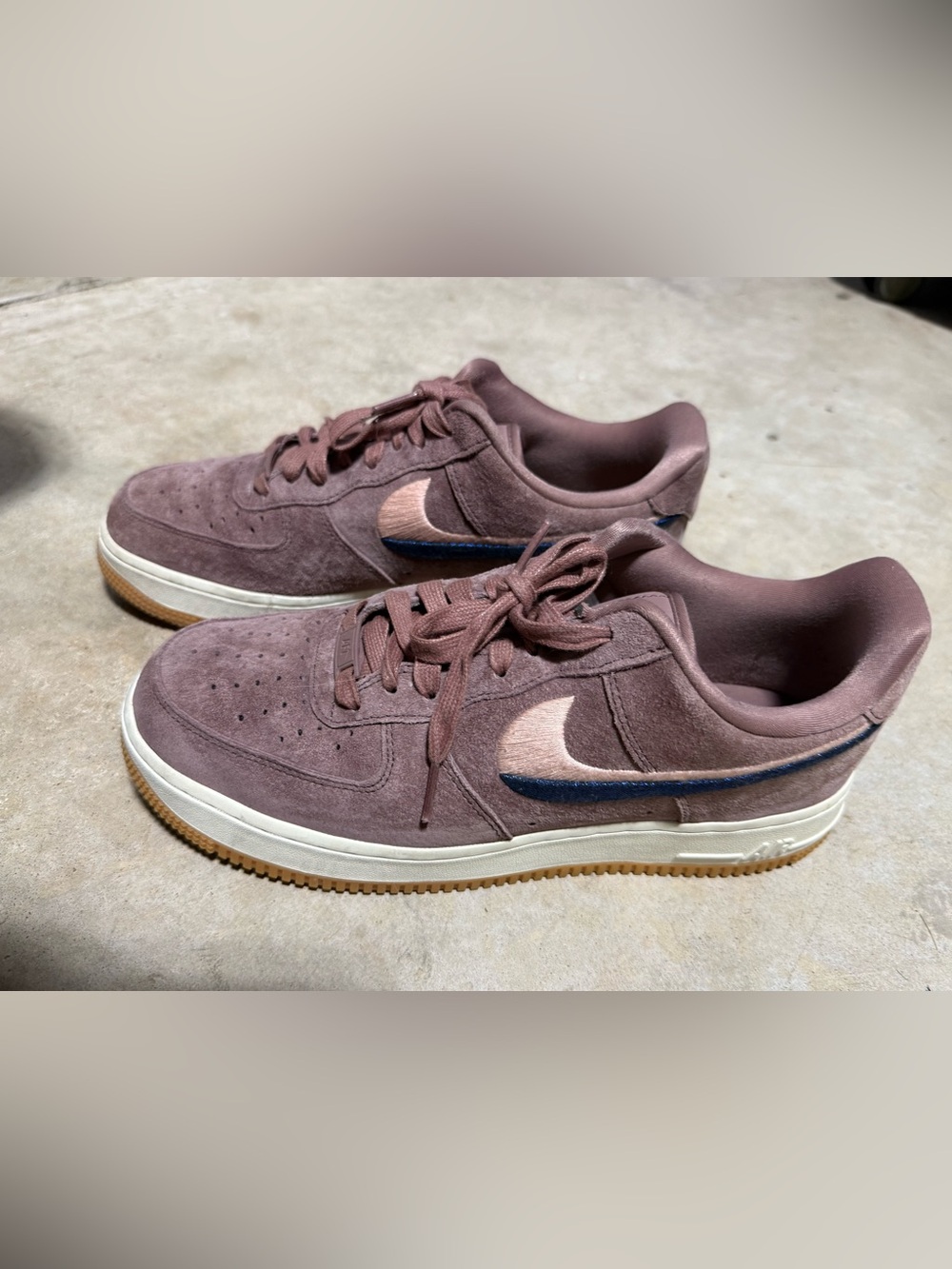 Nike Women’s Suede Low-Top Air Max in Mauve with Navy and Blush Swoosh